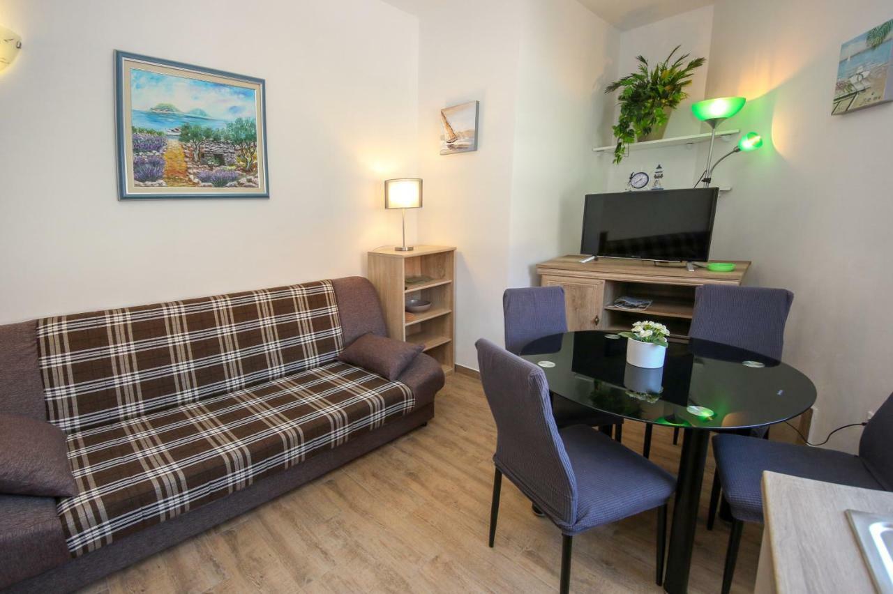 Apartment Polic Szybenik Zewnętrze zdjęcie